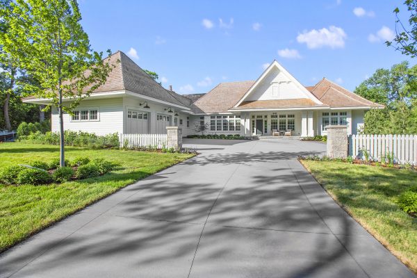 Cost of Tar And Chip Service in Pleasanton